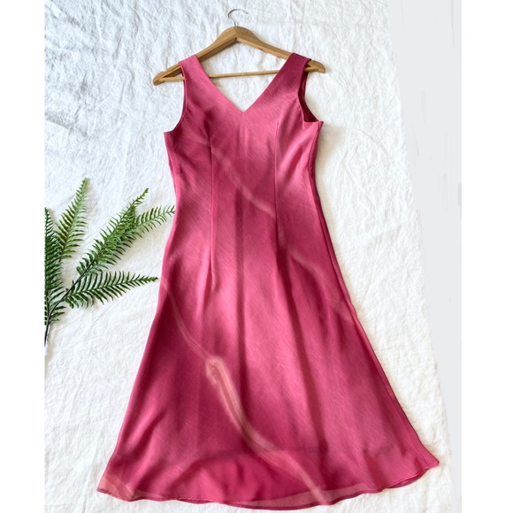 COPY - Lori Ann Montreal Vintage Dress - Picture 2 of 12